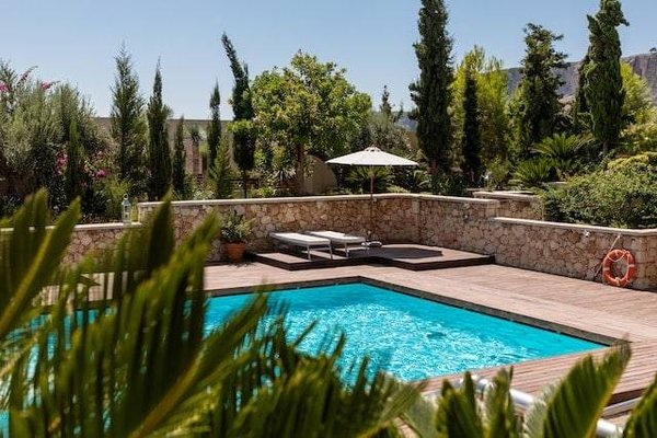 Les normes de sécurité pour votre piscine : toutes les règles à respecter